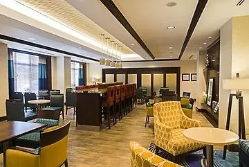 Hampton Inn Ottawa Airport Ontario Szálloda