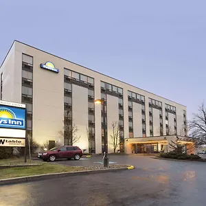 Hotel Days By Wyndham West, Otawa